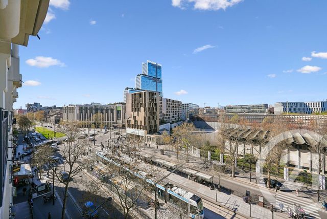 Appartement F1 à vendre - 2 pièces - 64.13 m2 - PARIS - 75017 - ILE-DE-FRANCE - Century 21 Patrimoine 17