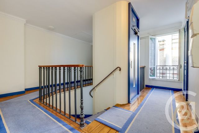 Appartement Studio à vendre - 1 pièce - 9.05 m2 - PARIS - 75017 - ILE-DE-FRANCE - Century 21 Patrimoine 17