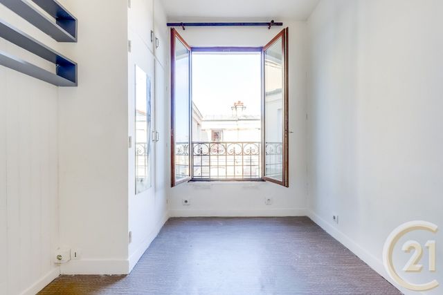 Appartement Studio à vendre - 1 pièce - 9.05 m2 - PARIS - 75017 - ILE-DE-FRANCE - Century 21 Patrimoine 17