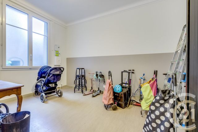 Appartement Studio à vendre - 1 pièce - 9.05 m2 - PARIS - 75017 - ILE-DE-FRANCE - Century 21 Patrimoine 17