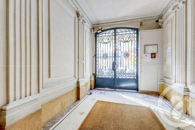 Appartement F2 à vendre - 2 pièces - 42.04 m2 - PARIS - 75017 - ILE-DE-FRANCE - Century 21 Patrimoine 17