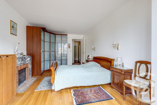 Appartement à vendre - 2 pièces - 63.59 m2 - PARIS - 75017 - ILE-DE-FRANCE - Century 21 Patrimoine 17