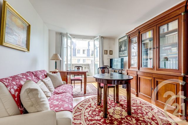 Appartement à vendre - 2 pièces - 63.59 m2 - PARIS - 75017 - ILE-DE-FRANCE - Century 21 Patrimoine 17
