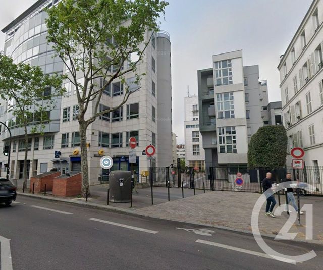 parking à louer - 12.0 m2 - PARIS - 75017 - ILE-DE-FRANCE - Century 21 Patrimoine 17