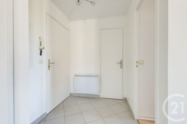 Appartement F2 à louer - 2 pièces - 36.0 m2 - SARTROUVILLE - 78 - ILE-DE-FRANCE - Century 21 Patrimoine 17
