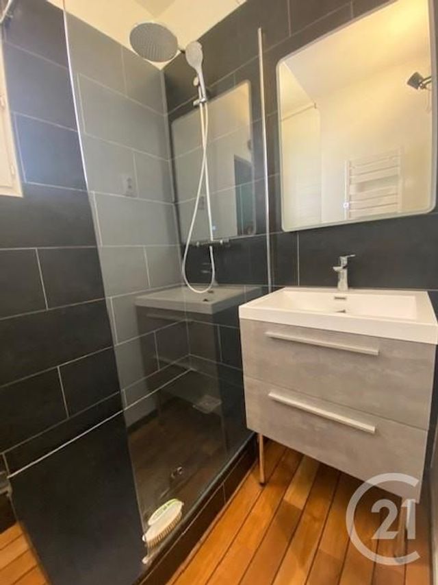 Appartement F3 à louer - 3 pièces - 55.0 m2 - MAISONS ALFORT - 94 - ILE-DE-FRANCE - Century 21 Patrimoine 17