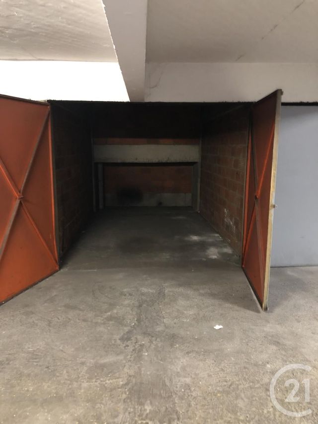parking - PARIS - 75018