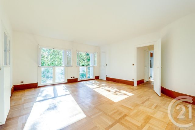 Appartement Studio à vendre - 1 pièce - 39.62 m2 - PARIS - 75018 - ILE-DE-FRANCE - Century 21 Patrimoine 17