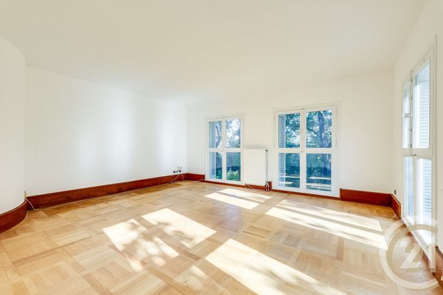 Appartement Studio à vendre - 1 pièce - 39.62 m2 - PARIS - 75018 - ILE-DE-FRANCE - Century 21 Patrimoine 17