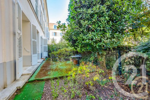 Appartement F3 à vendre - 3 pièces - 65.0 m2 - PARIS - 75018 - ILE-DE-FRANCE - Century 21 Patrimoine 17