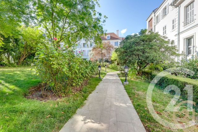 Appartement F3 à vendre - 3 pièces - 65.0 m2 - PARIS - 75018 - ILE-DE-FRANCE - Century 21 Patrimoine 17