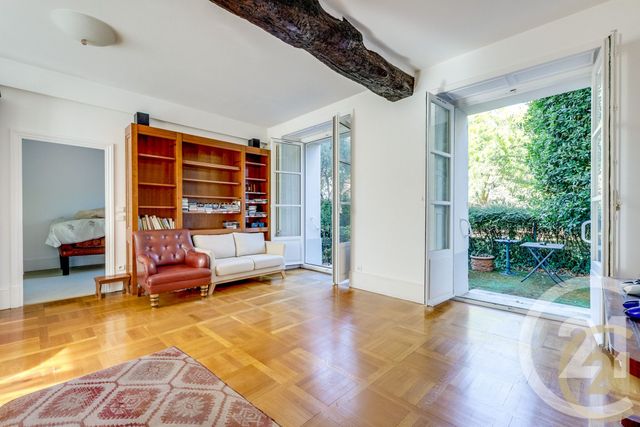Appartement F3 à vendre - 3 pièces - 65.0 m2 - PARIS - 75018 - ILE-DE-FRANCE - Century 21 Patrimoine 17