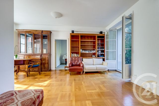 Appartement F3 à vendre - 3 pièces - 65.0 m2 - PARIS - 75018 - ILE-DE-FRANCE - Century 21 Patrimoine 17