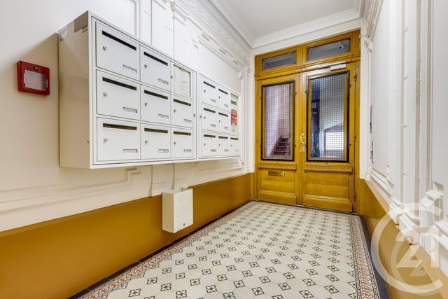 Appartement à vendre - 3 pièces - 53.6 m2 - PARIS - 75014 - ILE-DE-FRANCE - Century 21 Patrimoine 17
