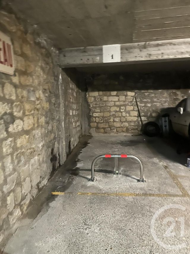 parking à louer - 12.0 m2 - PARIS - 75017 - ILE-DE-FRANCE - Century 21 Patrimoine 17